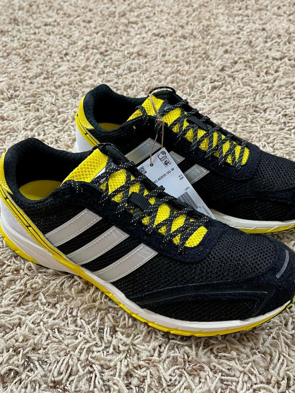 Adidas Women’s Adizero Adios OG Shoes Black Yellow JP7635, Size 8 (New)
